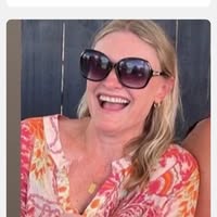Suzanne Potter's profile image