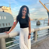 Leslie Pizarro's profile image