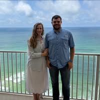 Amy Hiles's profile image