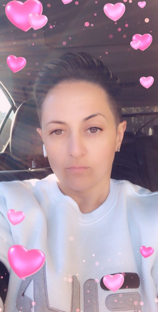 Ely Y.'s profile image