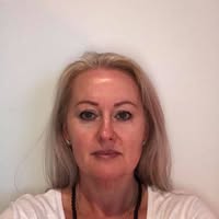 Michelle Hirst's profile image