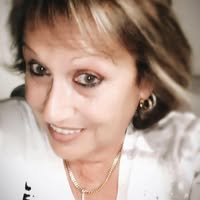 Helen Skouras's profile image