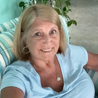 Karen Christensen Molineux's profile image