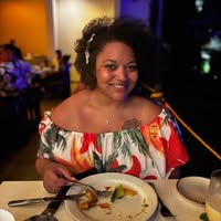 Erica Lyons's profile image
