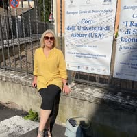 Vicki Bell's profile image