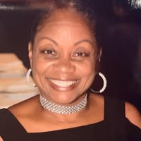Donna Yates's profile image