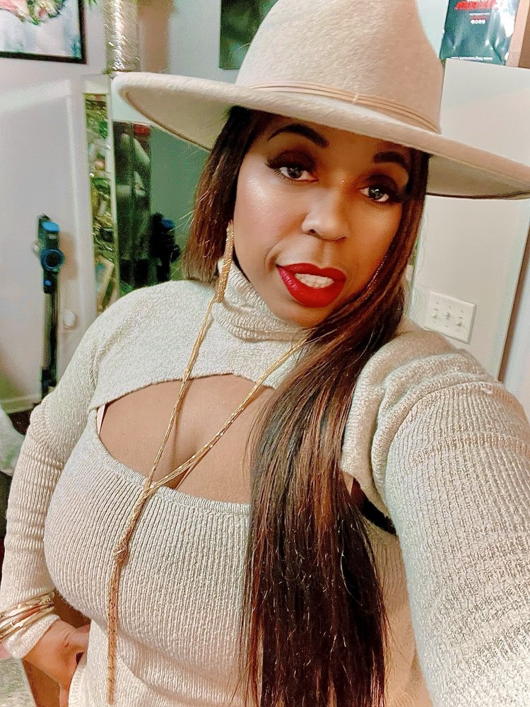 Sundra M.'s profile image