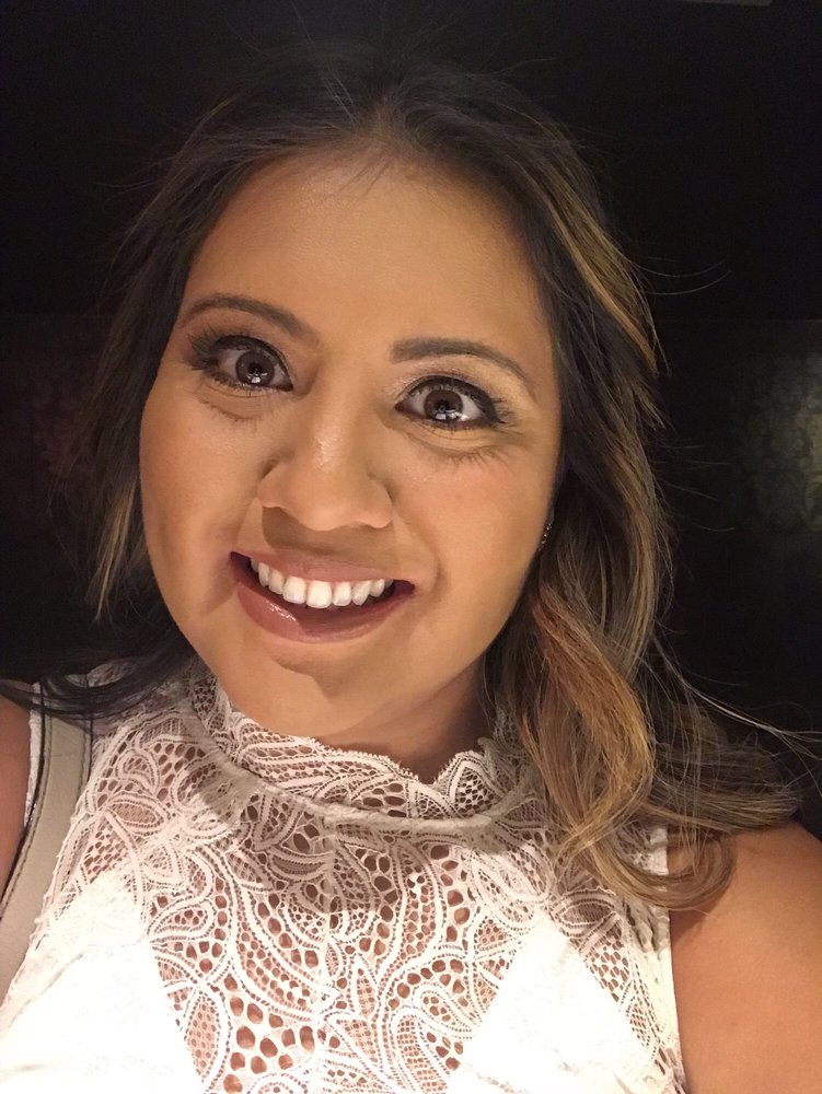 Kat R.'s profile image