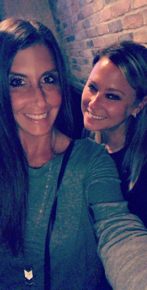 Becky L.'s profile image