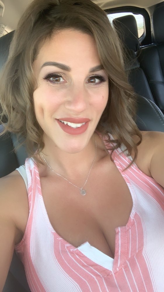 Ashley V.'s profile image