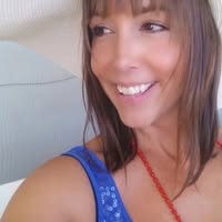 Holly Carson's profile image