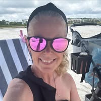 Stephanie Ponder Adams's profile image