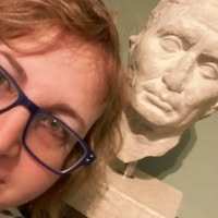 Suzie Roon's profile image