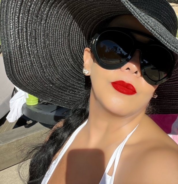 Rena E.'s profile image
