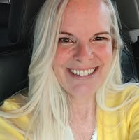 Juliea Love's profile image