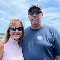 Mary Schmitz Lee's profile image