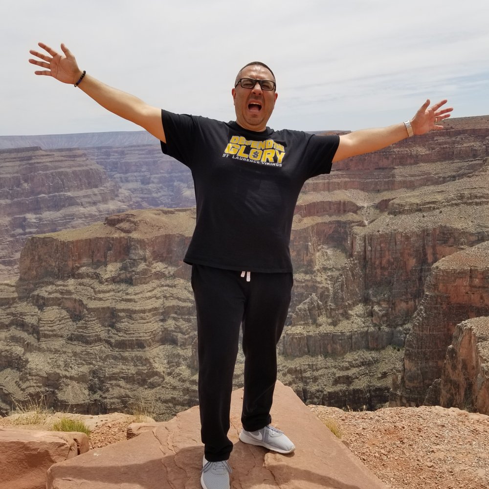 Carlos R.'s profile image