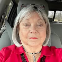 Suzie Bean's profile image