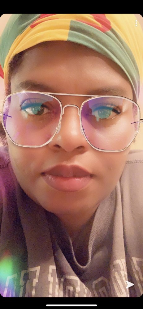 V F.'s profile image