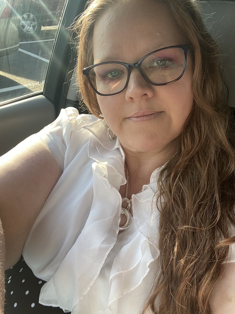 April M.'s profile image