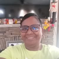 Rose Williams's profile image
