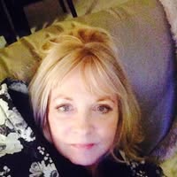 Claire Andrews's profile image