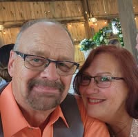 Denise Stark Hughart's profile image