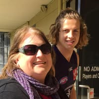 Cat Thackrah's profile image