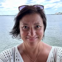 Lynn Rae's profile image