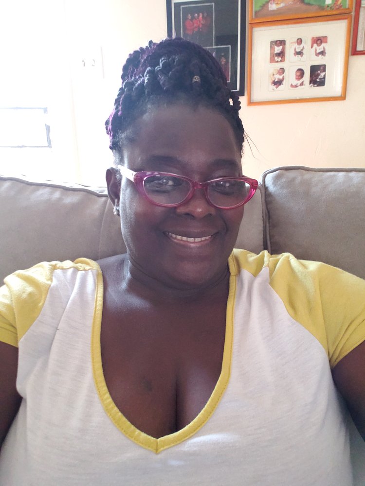 Dahlia W.'s profile image