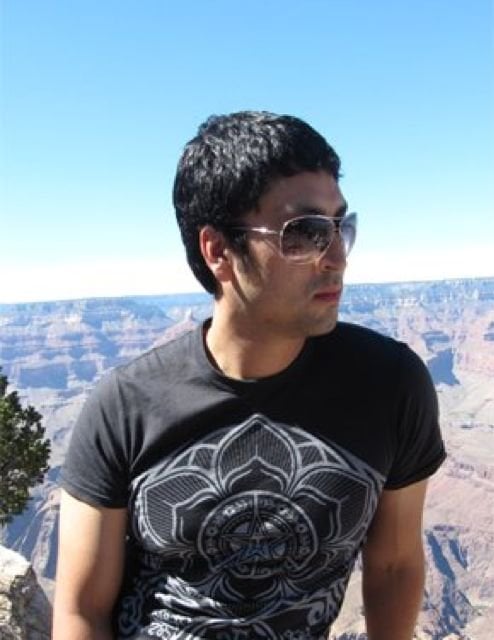 R T.'s profile image