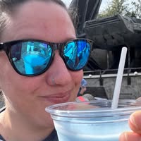Lindsey Powell's profile image