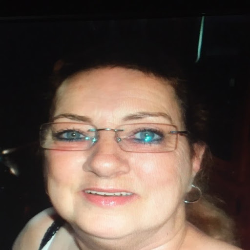 Debbie's profile image