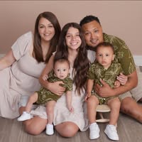 Emily Ely's profile image