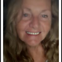 Suellen Curtis-Petit's profile image