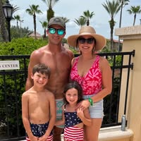 Taylor Crosby's profile image