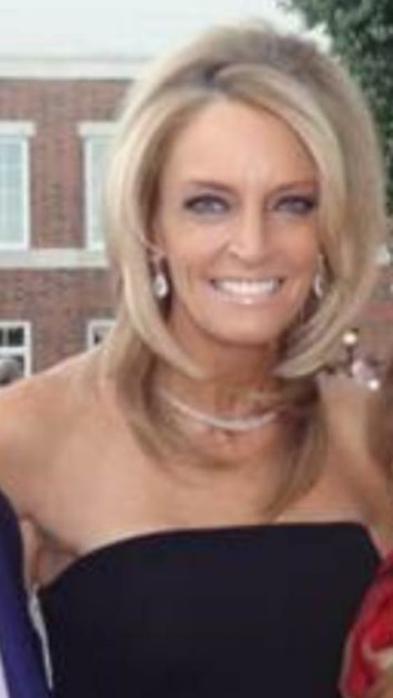 Suzanne M.'s profile image