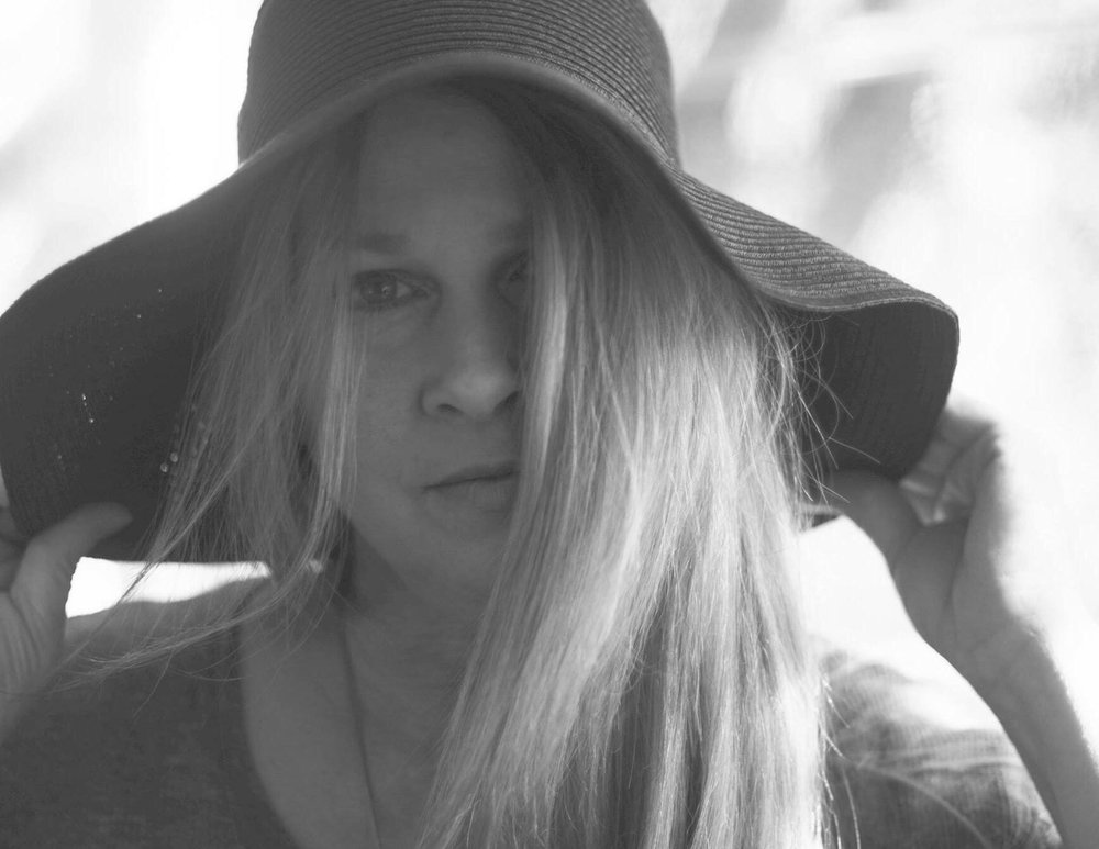 R M.'s profile image