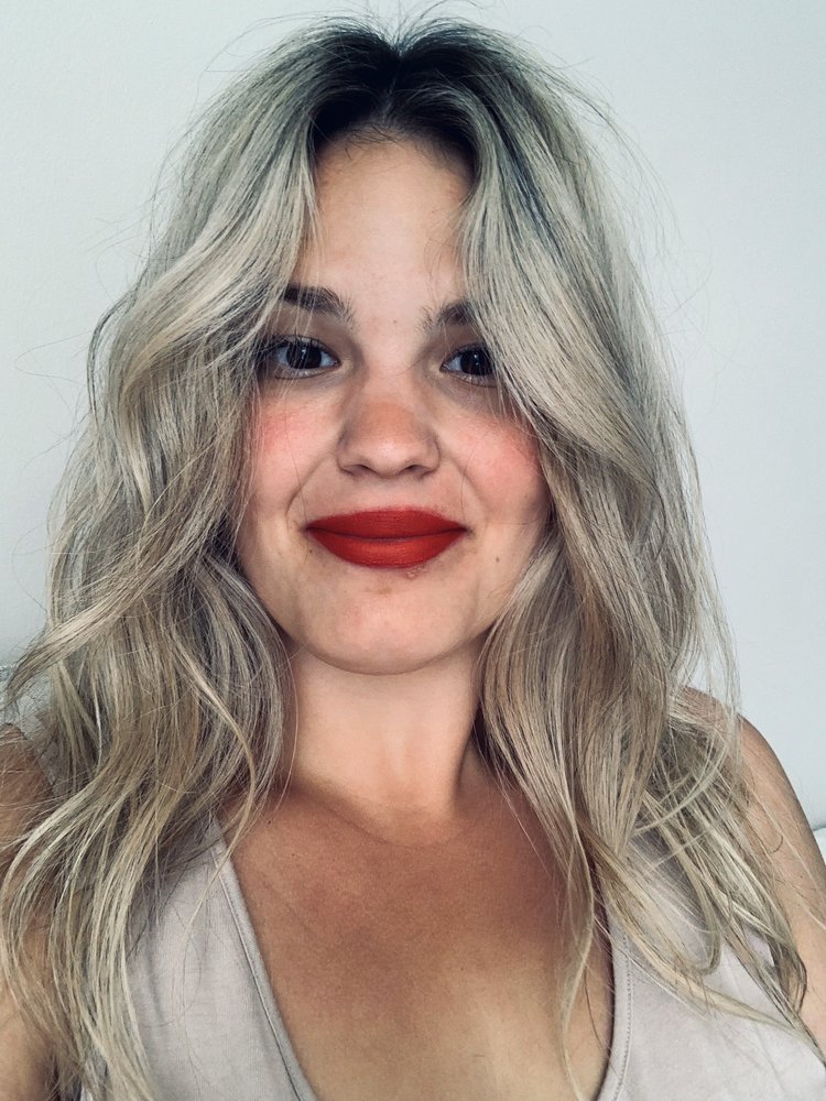 Lois T.'s profile image