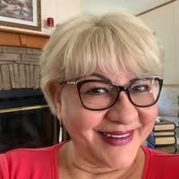 Miriam Secrist's profile image