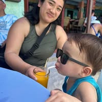 Jenny Velasquez's profile image