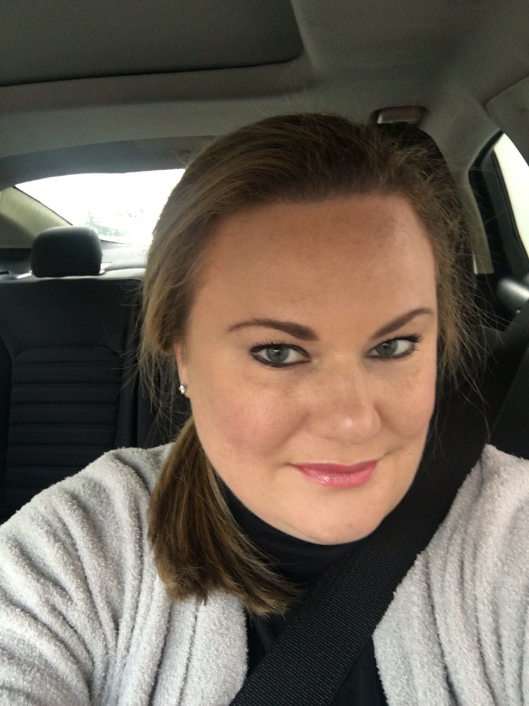 Suzanne V.'s profile image