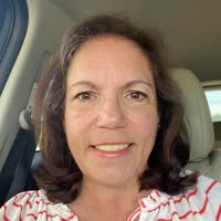 Shelley Bergt Krobot's profile image