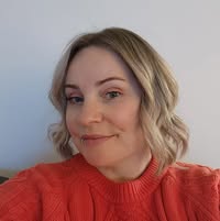Amy Thompson's profile image