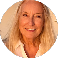 Profile Photo of Sue Rings