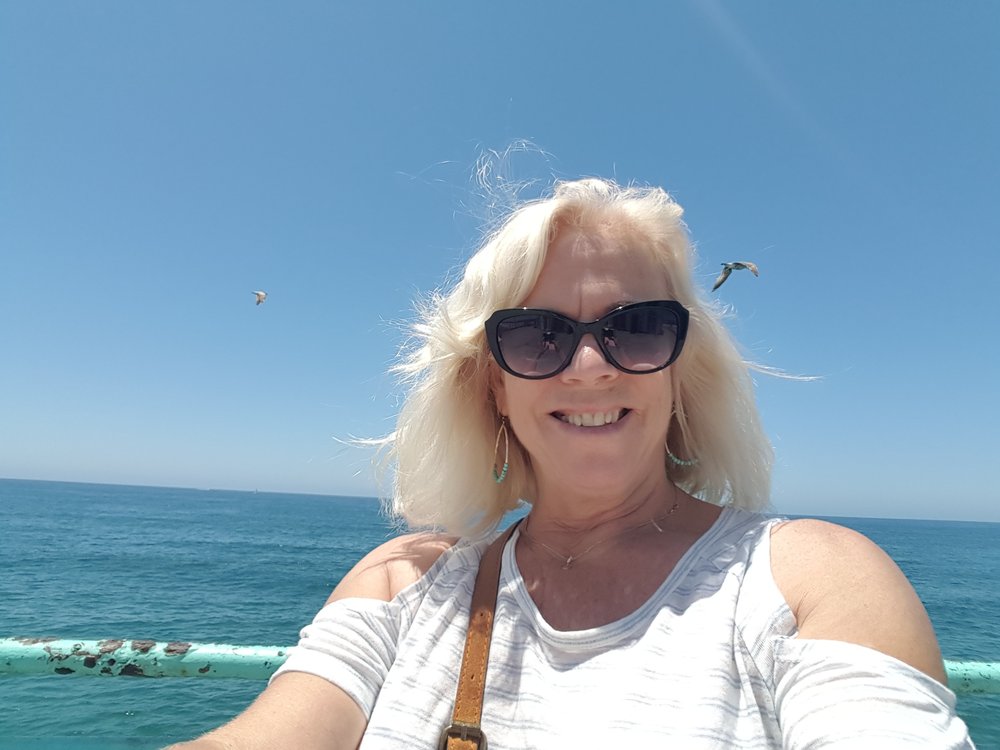 Julie F.'s profile image