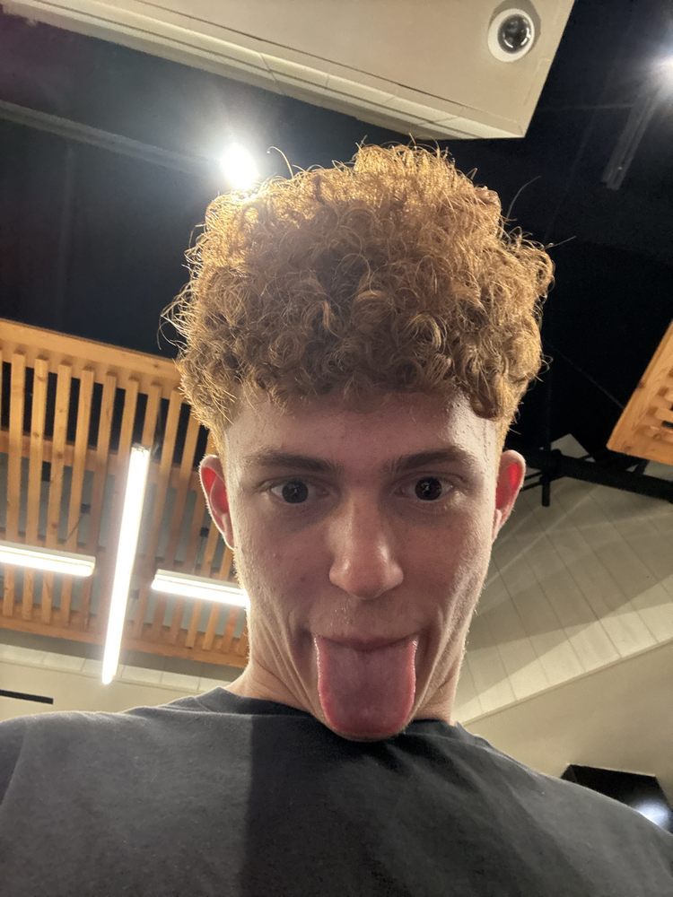 Oshrey D.'s profile image