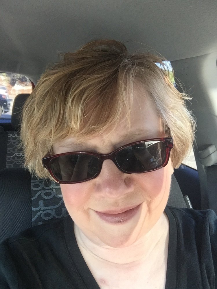 Elizabeth S.'s profile image