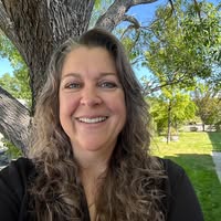 Rebecca Bevans's profile image