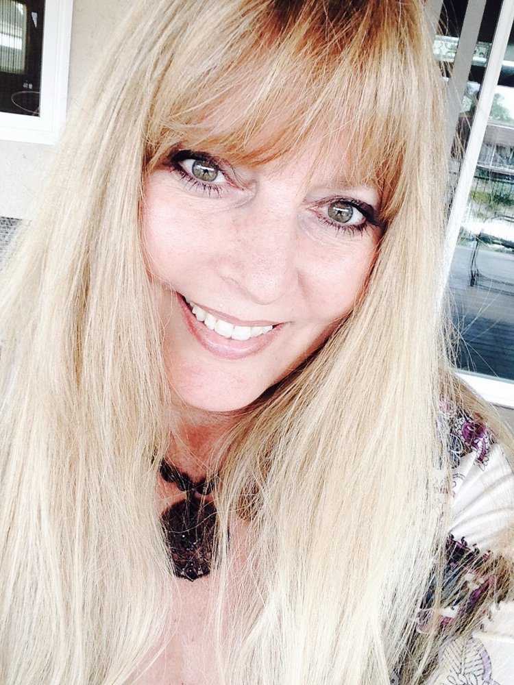 Robin Suzanne M.'s profile image